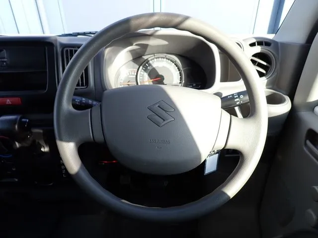 エブリイバン(スズキ)の車両写真