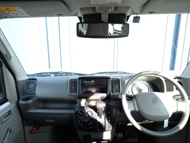 エブリイバン(スズキ)の車両写真