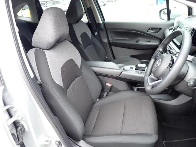 ノート（ニッサン）の車両写真