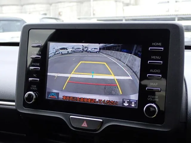 ヤリス ハイブリッド(トヨタ)の車両写真