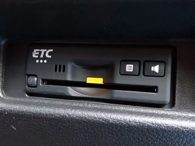 スペーシア カスタム(スズキ)の車両写真