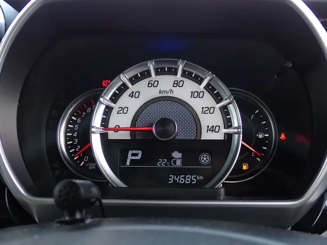 スペーシア カスタム(スズキ)の車両写真