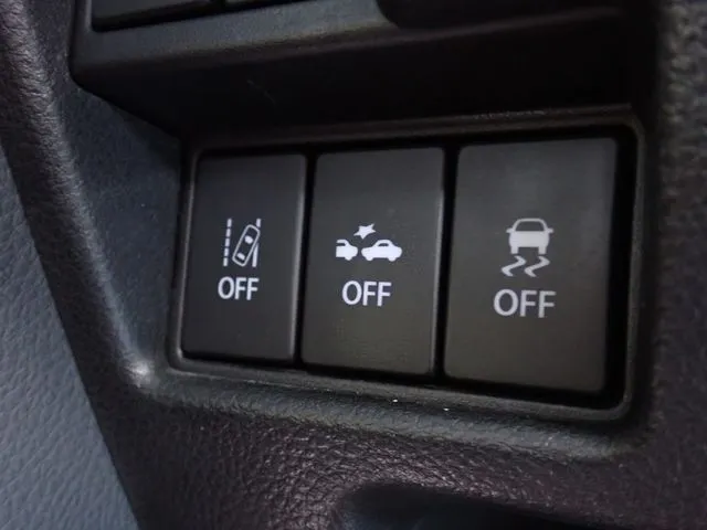 スペーシア カスタム(スズキ)の車両写真