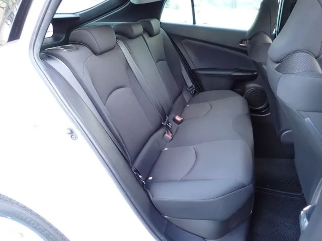 プリウス（トヨタ）の車両写真