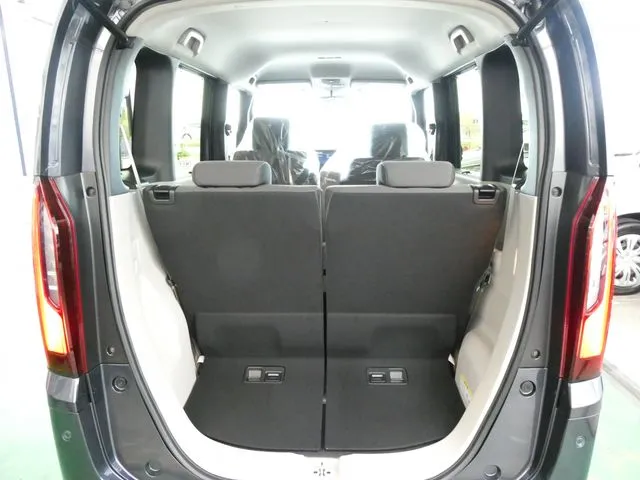 ホンダ　Ｎ　ＢＯＸ