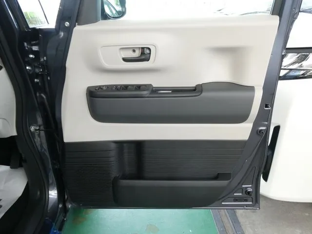 ホンダ　Ｎ　ＢＯＸ