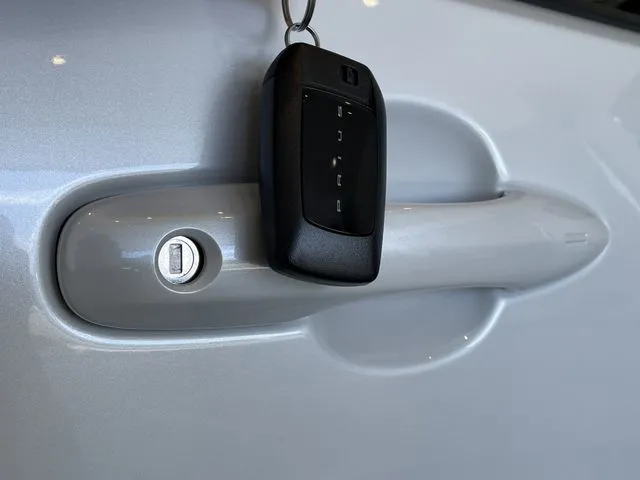 トヨタ　プリウス