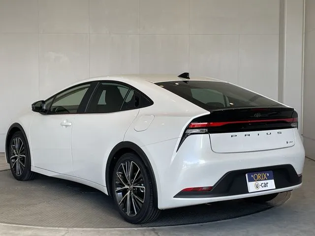 トヨタ　プリウス