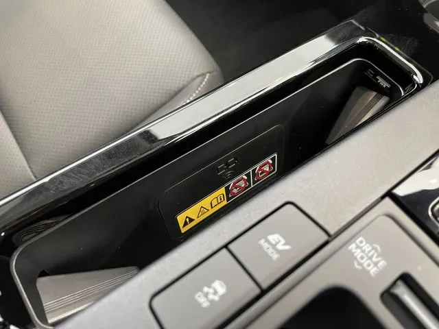 トヨタ　プリウス