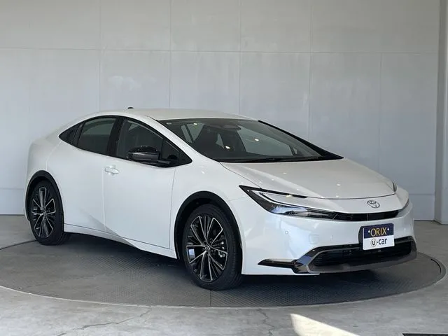 トヨタ　プリウス