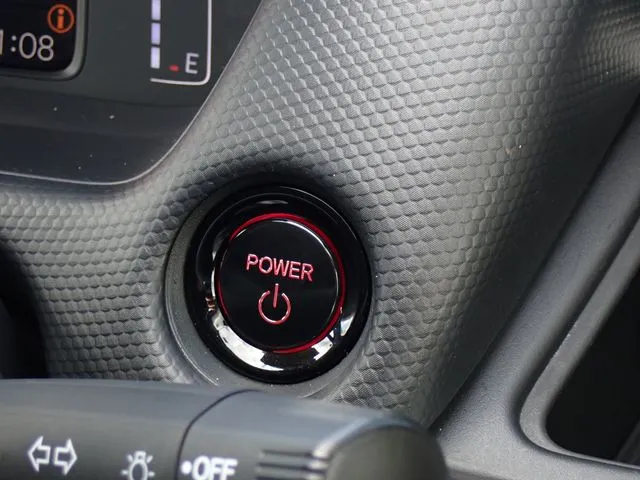 ホンダ　フィット　ｅ：ＨＥＶ