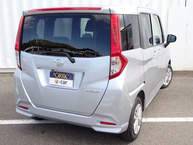 ダイハツ　トール