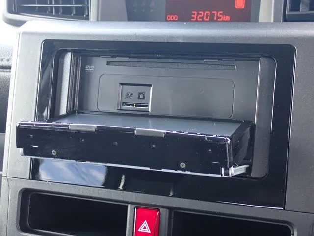 ダイハツ　トール