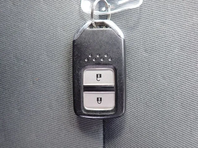 ホンダ　フィット　ｅ：ＨＥＶ