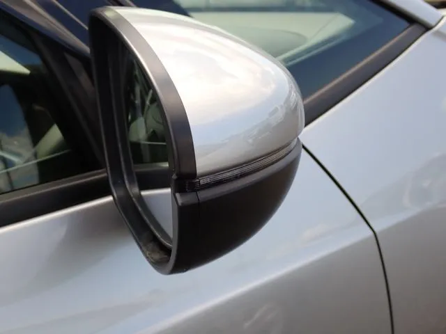 ホンダ　フィット　ｅ：ＨＥＶ