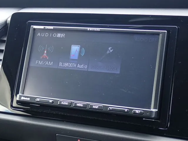 ホンダ　フィット　ｅ：ＨＥＶ