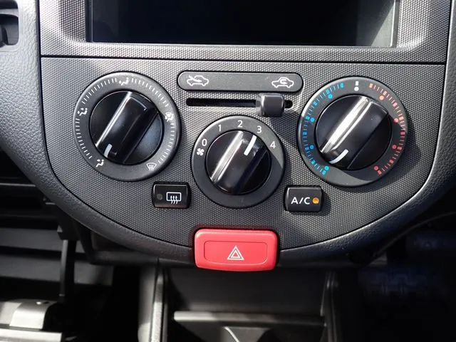 ニッサン　ＡＤ