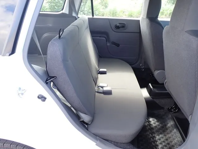 ニッサン　ＡＤ