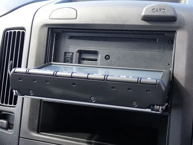 ニッサン　ＡＤ