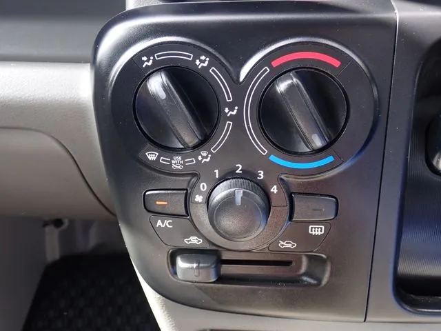 エブリイバン(スズキ)の車両写真