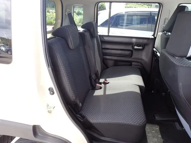 スズキ　ハスラー