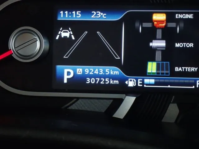 スズキ　ハスラー