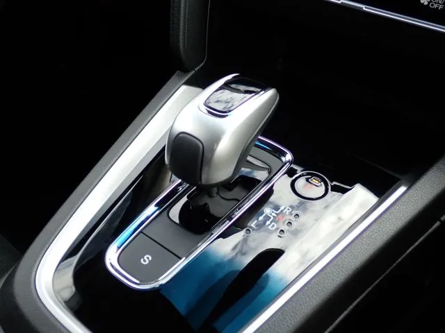 ホンダ シャトル ハイブリッド