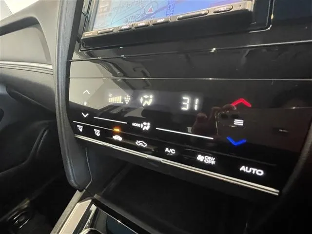 ホンダ　シャトル　ハイブリッド