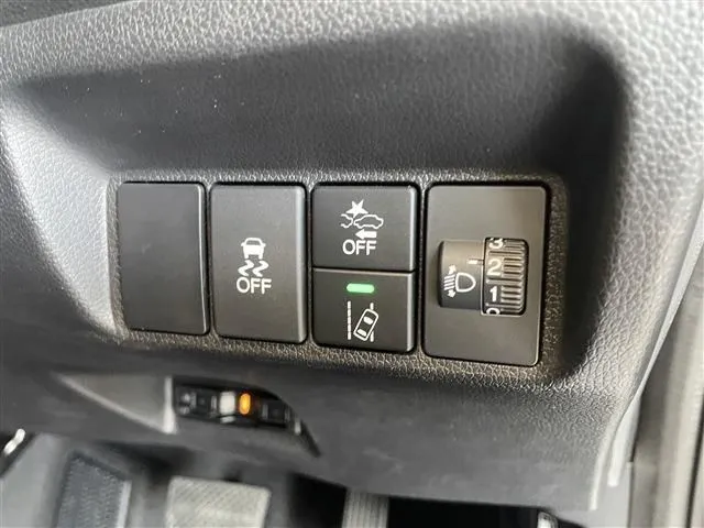 ホンダ　シャトル　ハイブリッド