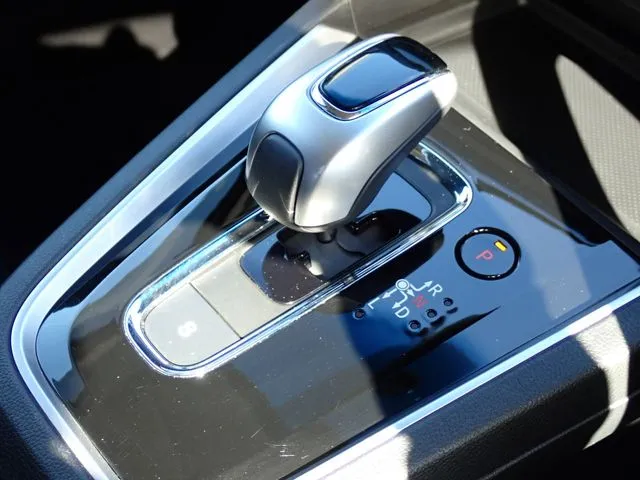 ホンダ　シャトル　ハイブリッド