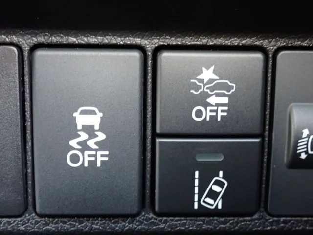 ホンダ　シャトル　ハイブリッド