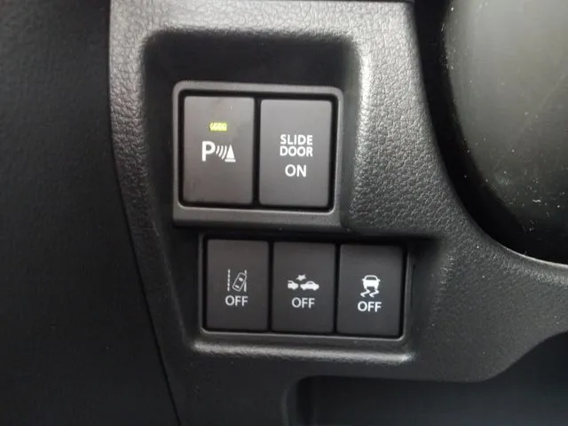 スズキ　スペーシア