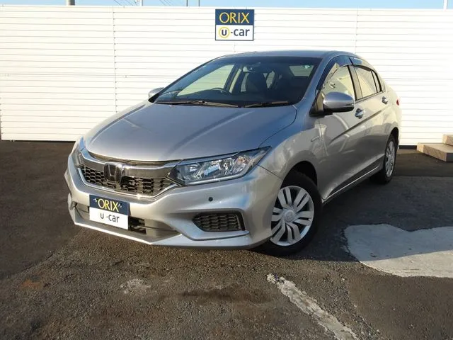 ホンダ　グレイス　ハイブリッド