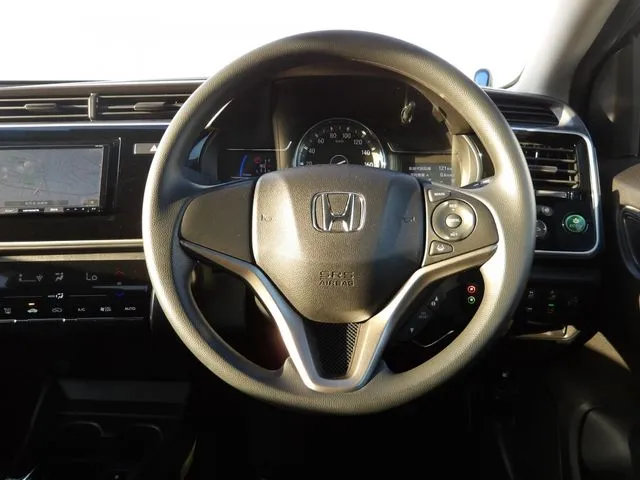 ホンダ　グレイス　ハイブリッド