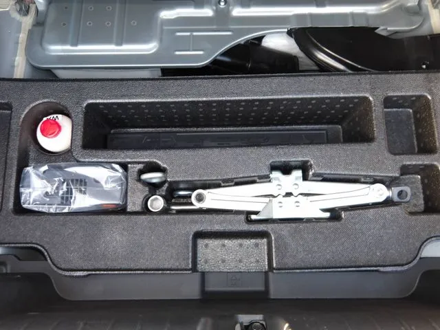 ホンダ　グレイス　ハイブリッド