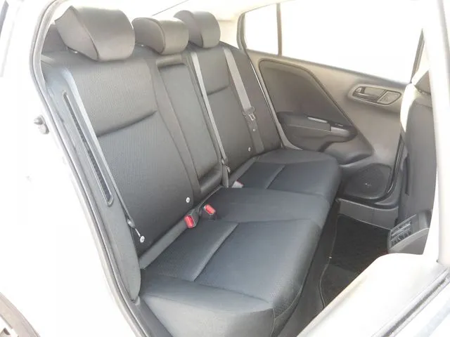 ホンダ　グレイス　ハイブリッド