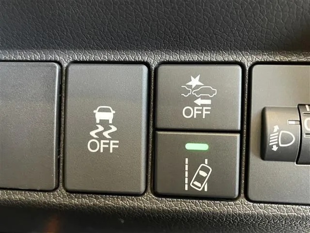 ホンダ　シャトル　ハイブリッド