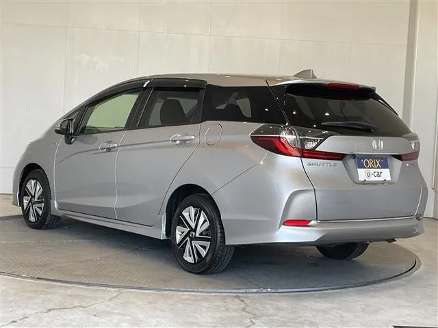 ホンダ　シャトル　ハイブリッド