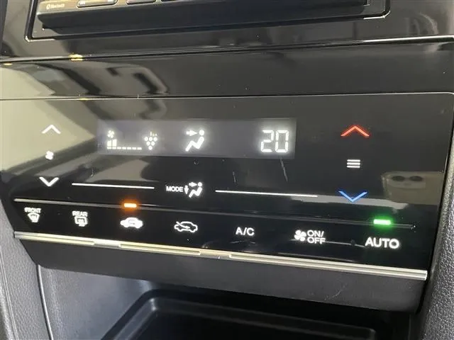 ホンダ　シャトル　ハイブリッド