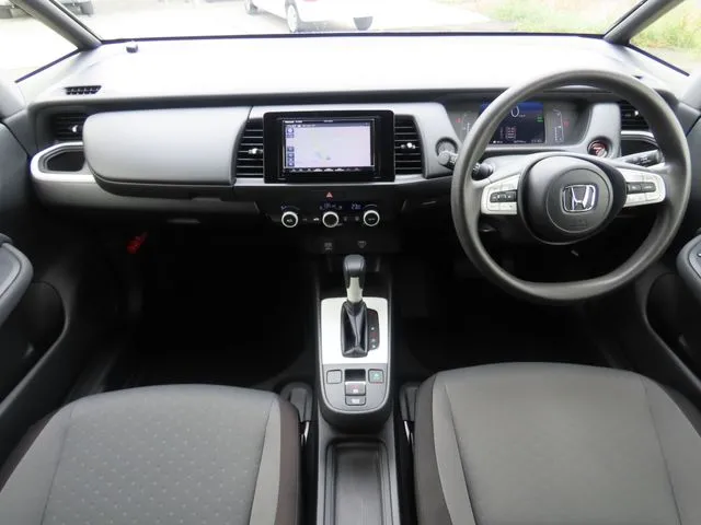 ホンダ　フィット　ｅ：ＨＥＶ