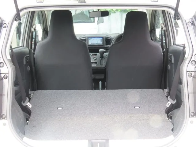 ダイハツ　ミラ　イース