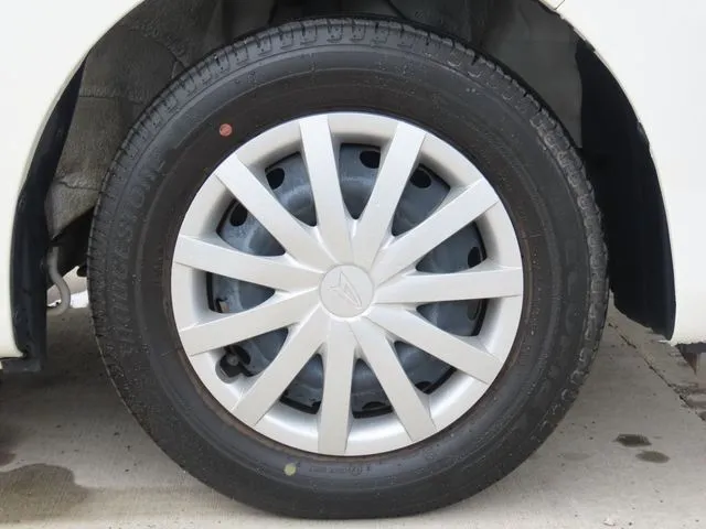 ダイハツ　ミラ　イース