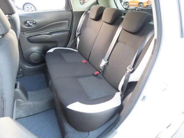 ニッサン　ノート