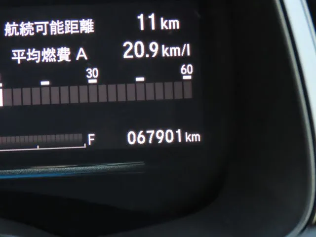 シャトル　ハイブリッド（ホンダ）の車両写真