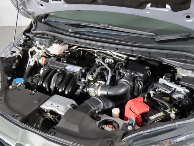 シャトル　ハイブリッド（ホンダ）の車両写真