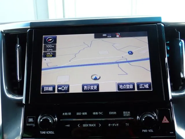 アルファード　ハイブリッド　４ＷＤ（トヨタ）の車両写真