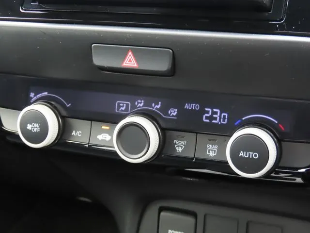 ホンダ　フィット　ｅ：ＨＥＶ