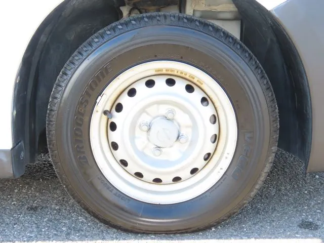 ニッサン　ＮＶ１５０　ＡＤ　２ＷＤ