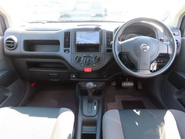 ニッサン　ＮＶ１５０　ＡＤ　２ＷＤ