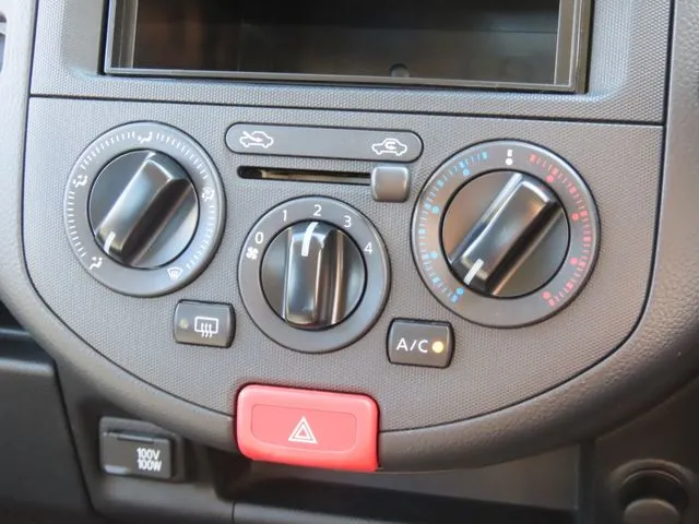 ニッサン　ＮＶ１５０　ＡＤ　２ＷＤ